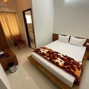 Lake Land Guest House